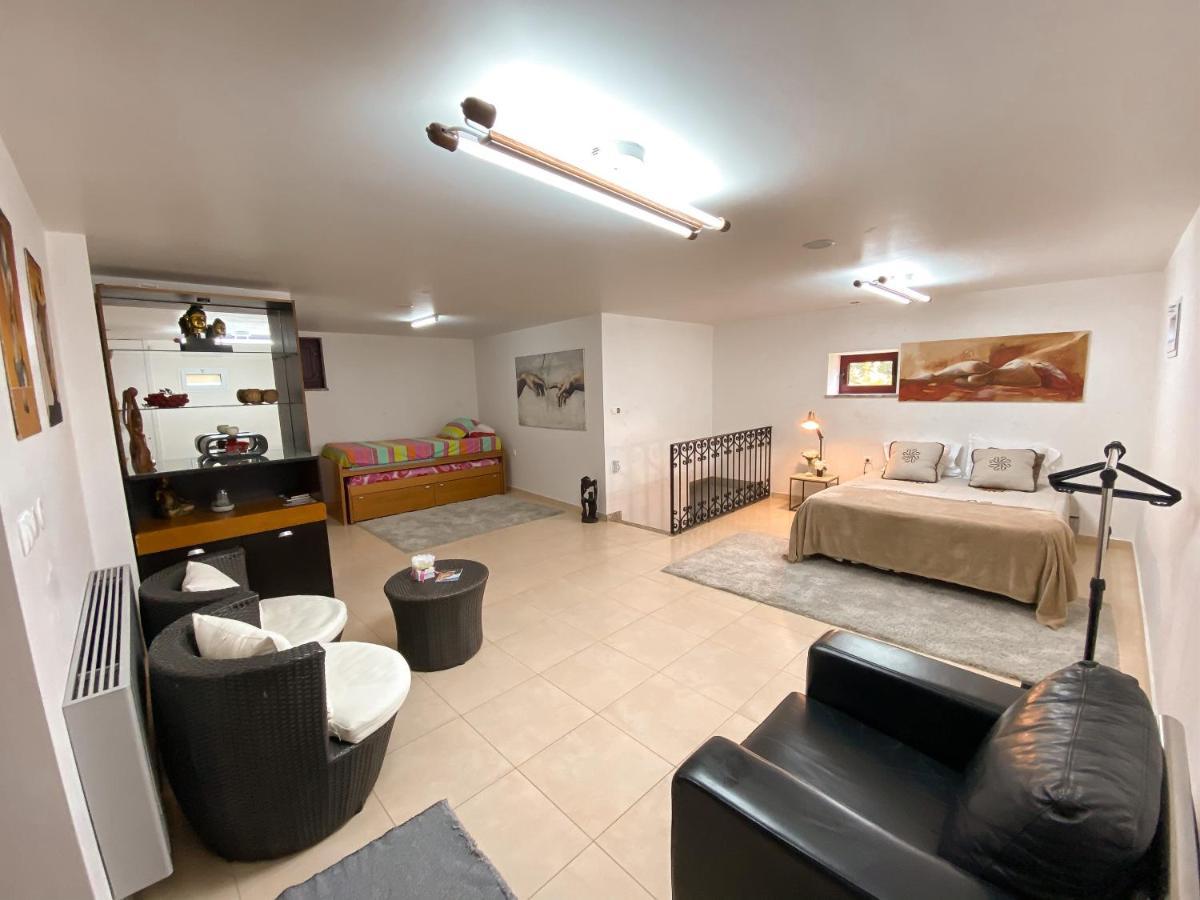 Quarto Familiar Zona Guimaraes Ngoại thất bức ảnh