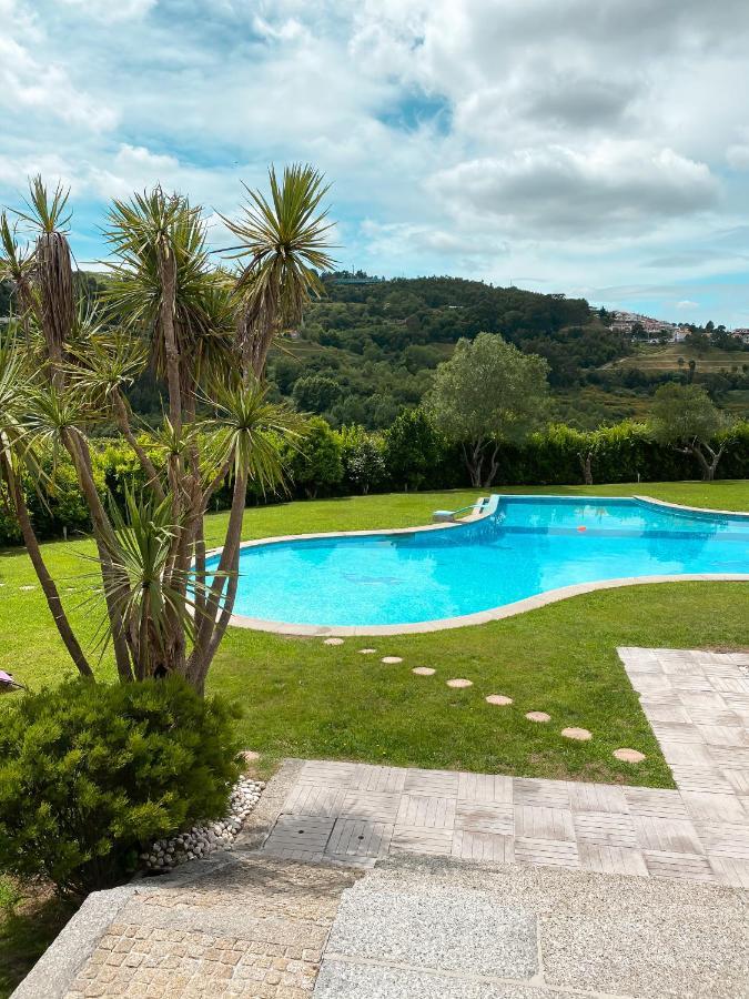 Quarto Familiar Zona Guimaraes Ngoại thất bức ảnh
